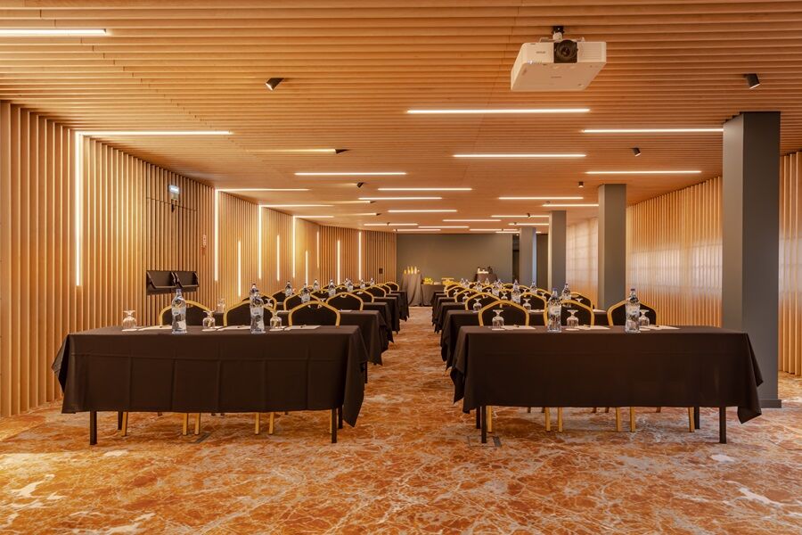 Mundial Hotel 4*